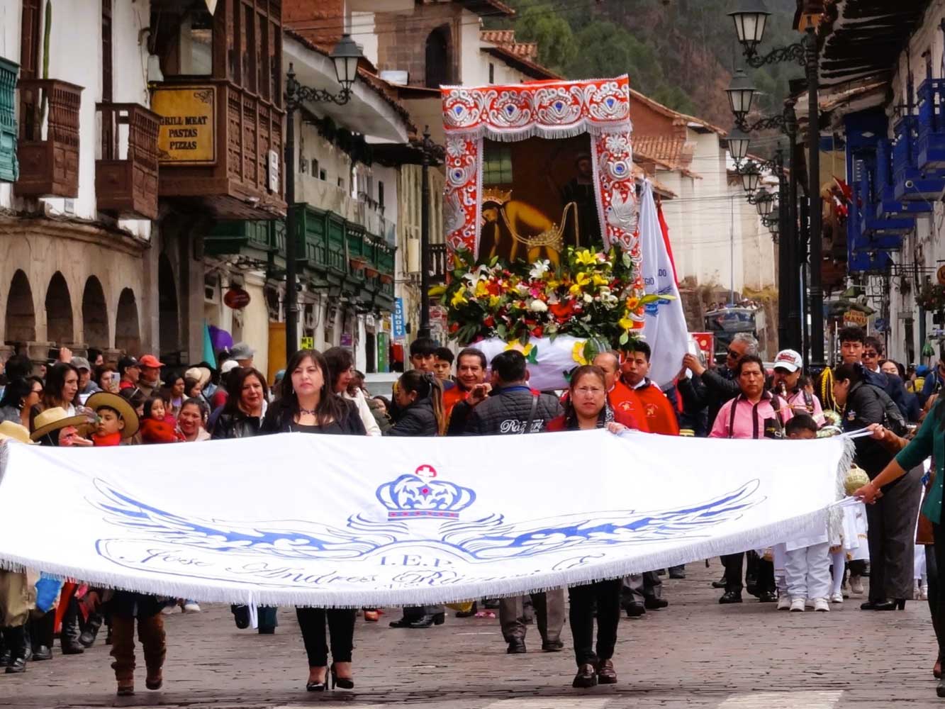 Misa y procesión