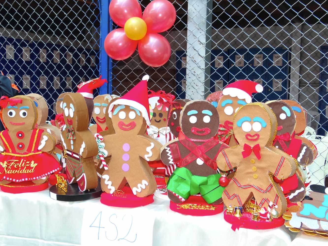 Manualidad De Muneco De Jenjibre De Carton