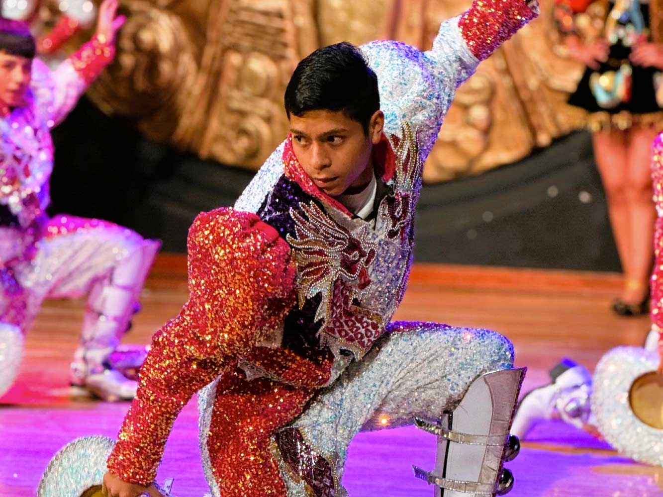 Taller Danza Actuacion Del Diaa Del Colegio   Caporales