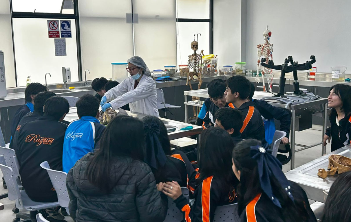 Charlas vocacionales en el colegio